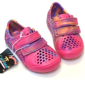 NWT Skechers Kids Water Shoe Size 6 Cali Pink Swirl Perforated Foamies